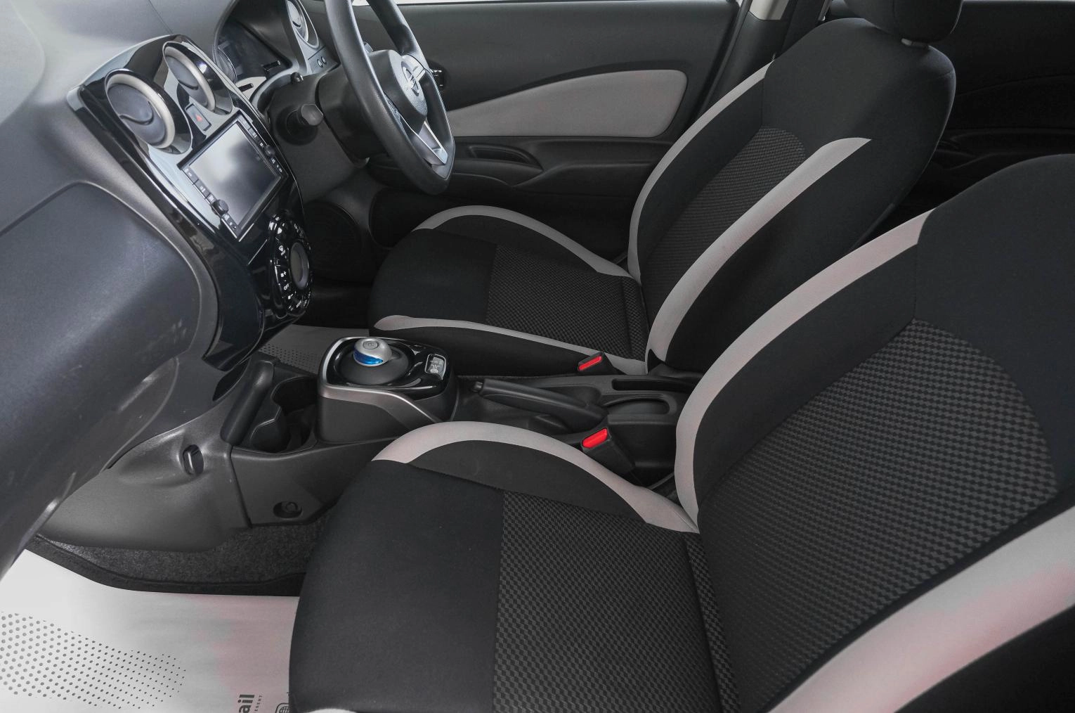 Nissan Note 8 из 24