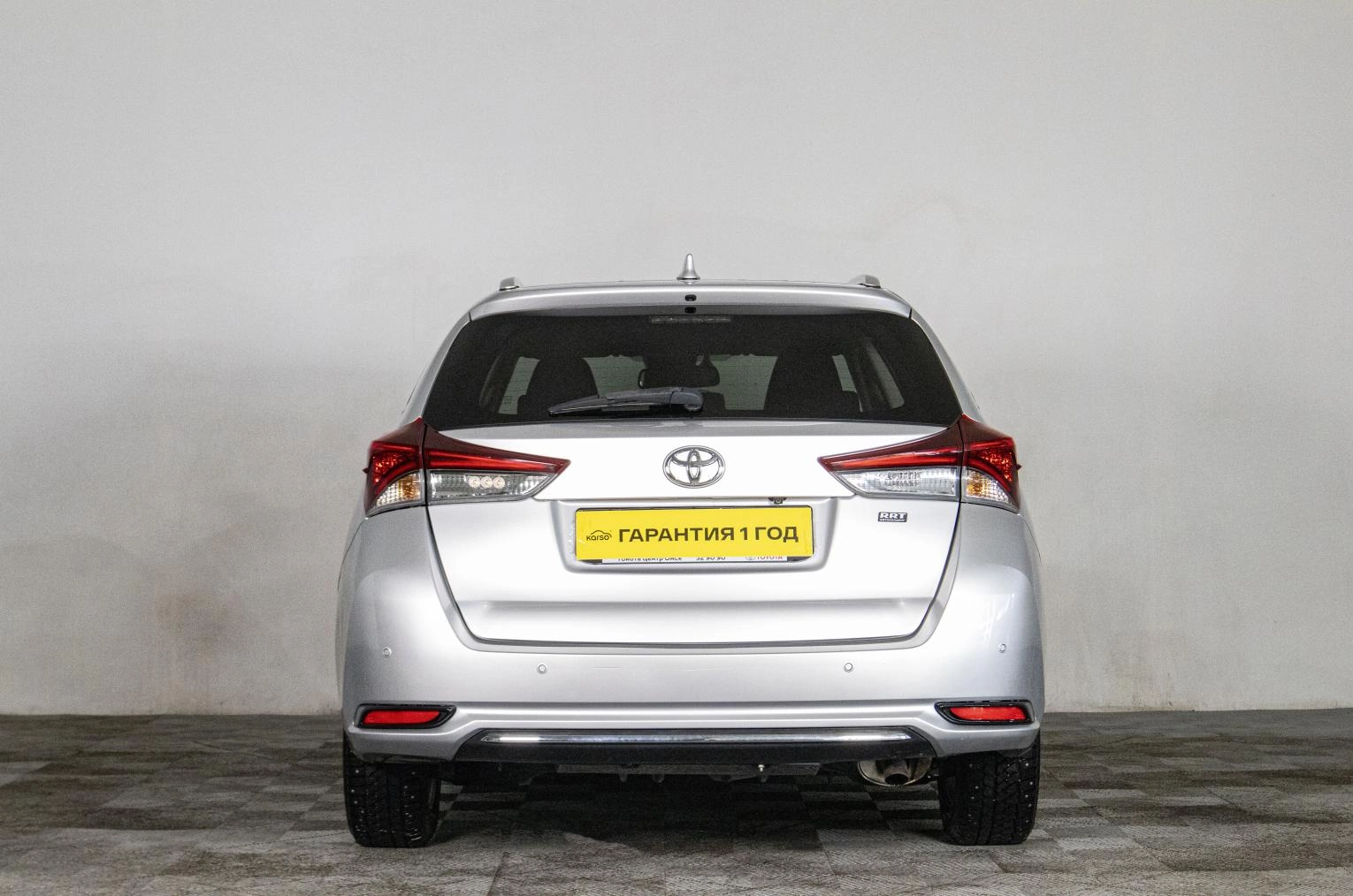 Toyota Auris 5 из 19