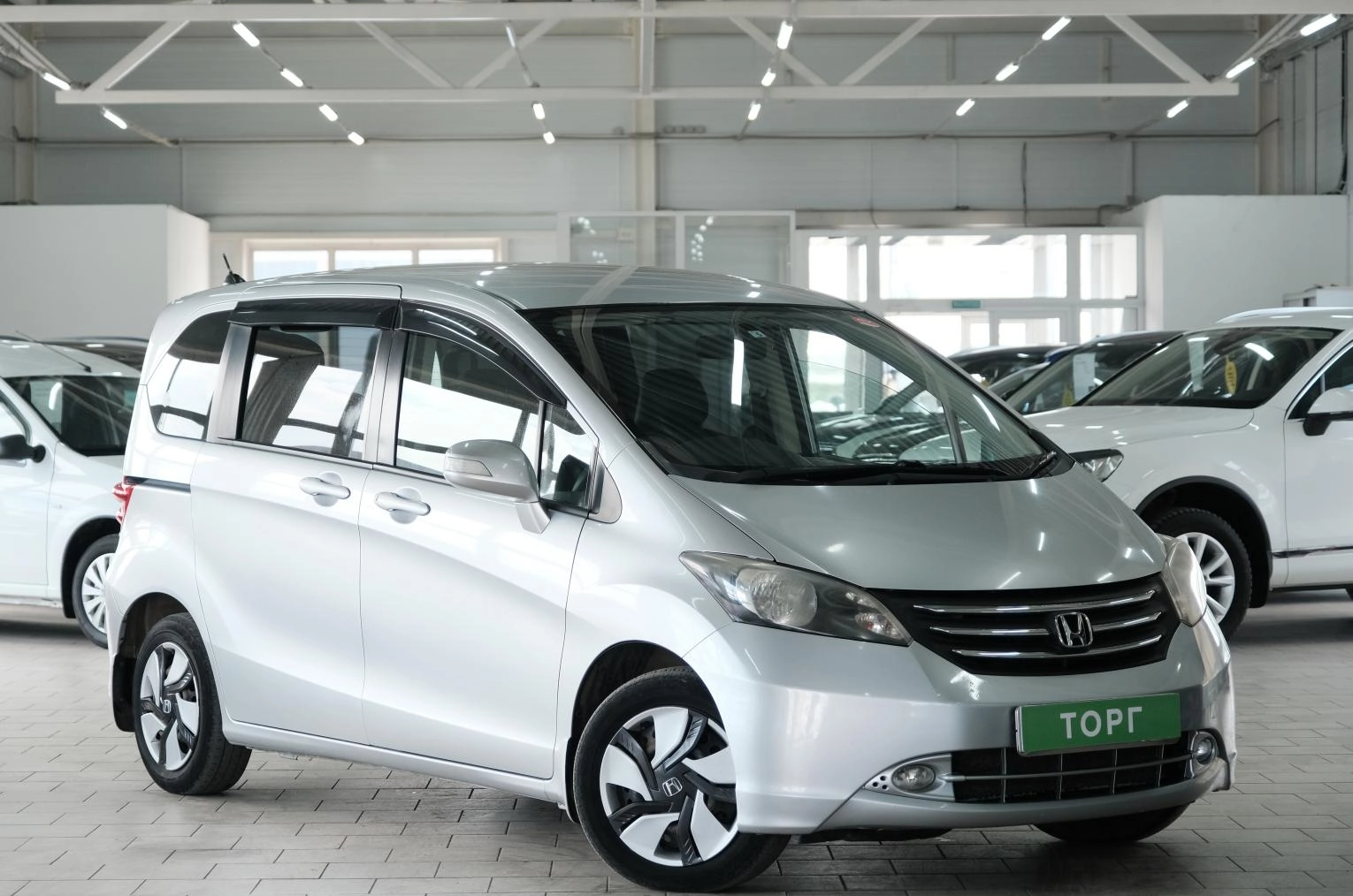 Honda Freed 1 из 25