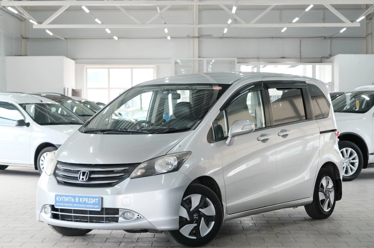 Honda Freed 3 из 25