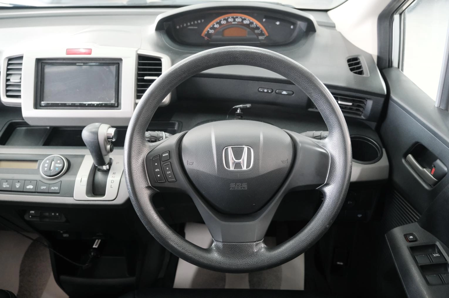 Honda Freed 12 из 25
