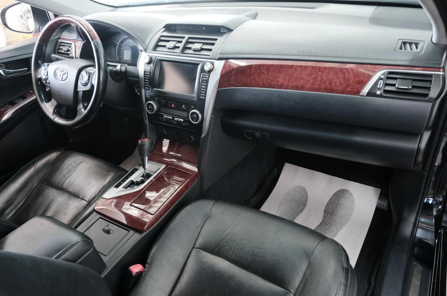 Toyota Camry 23 из 29