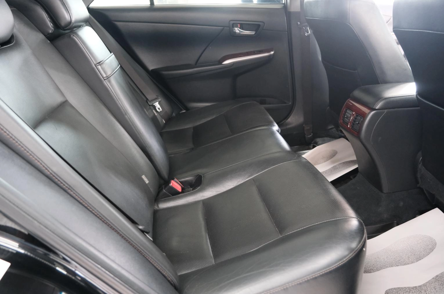 Toyota Camry 27 из 29