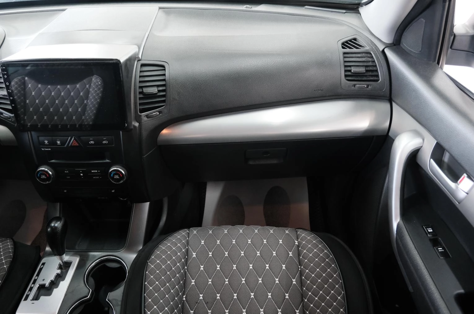 KIA Sorento 21 из 26