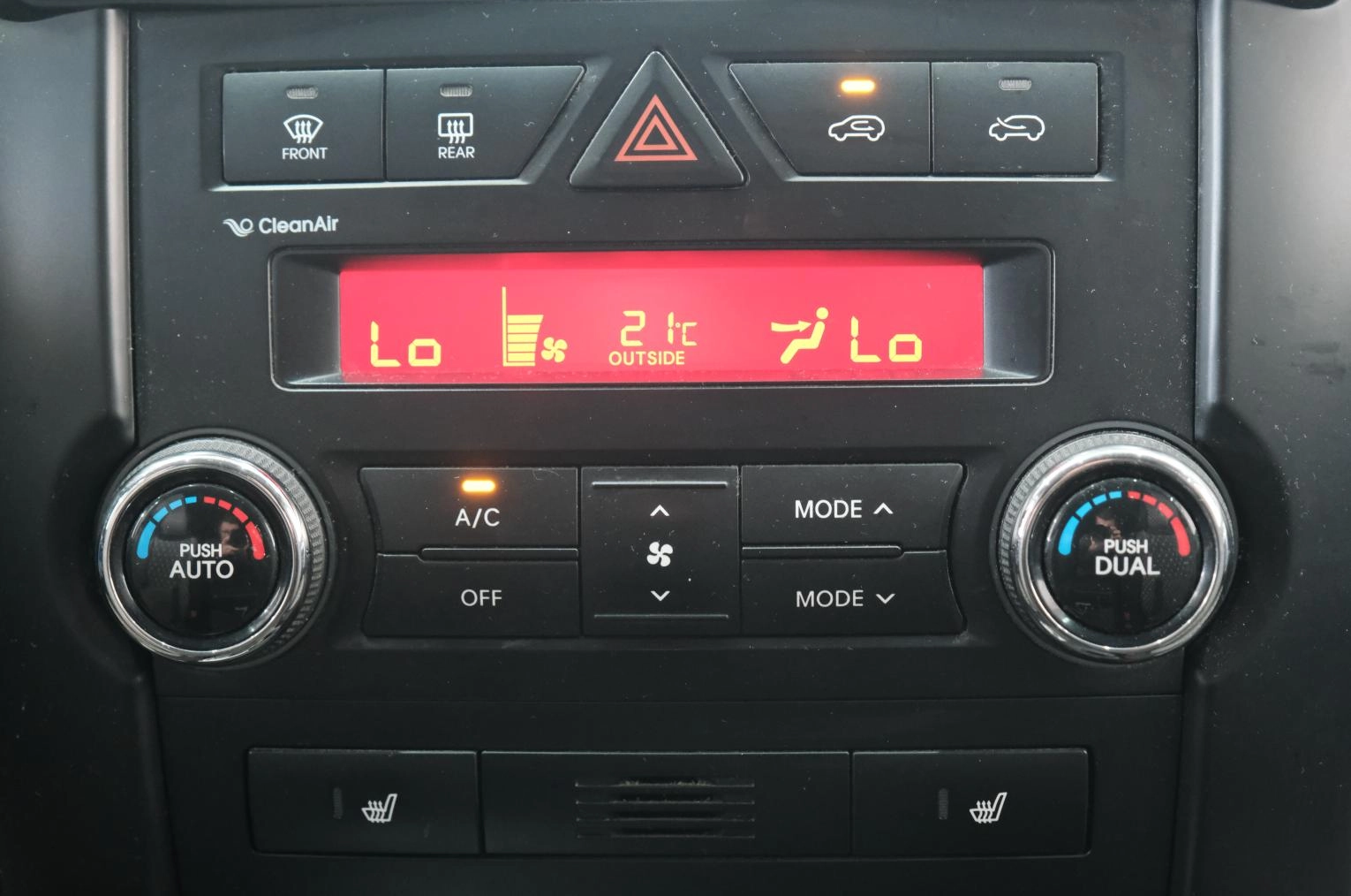 KIA Sorento 18 из 26