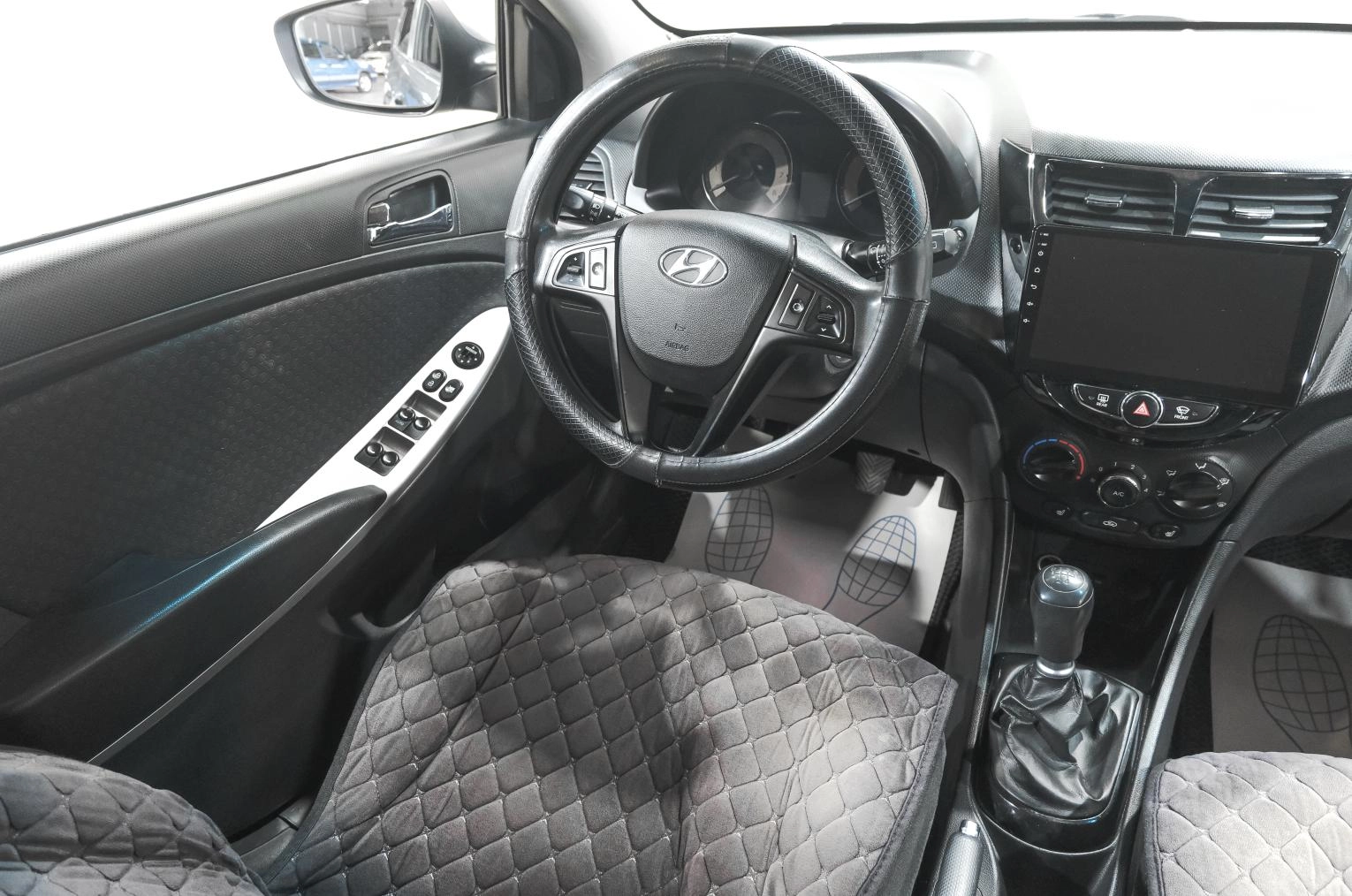 Hyundai Solaris 9 из 22