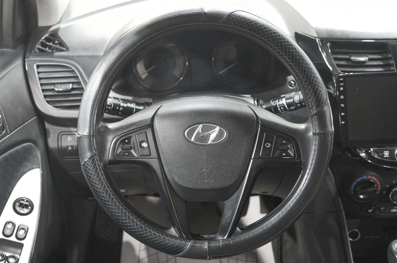 Hyundai Solaris 13 из 22