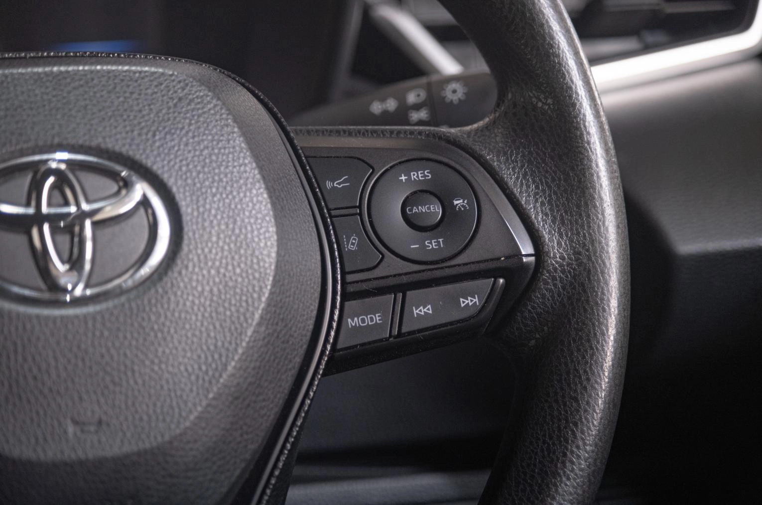 Toyota Corolla 13 из 21