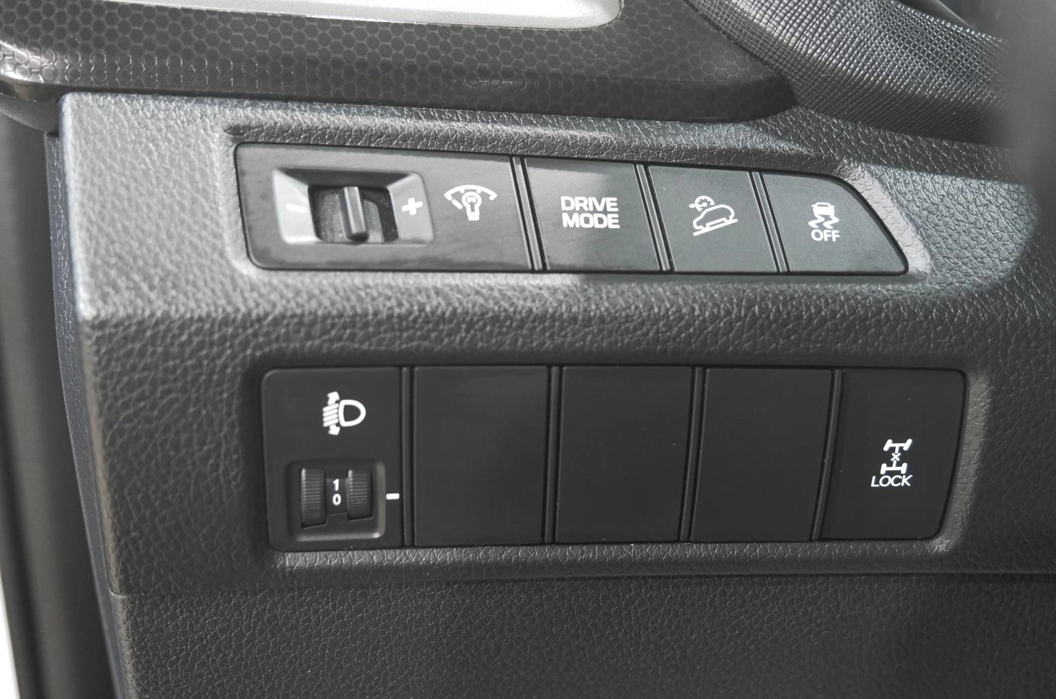 Hyundai Santa Fe 20 из 24