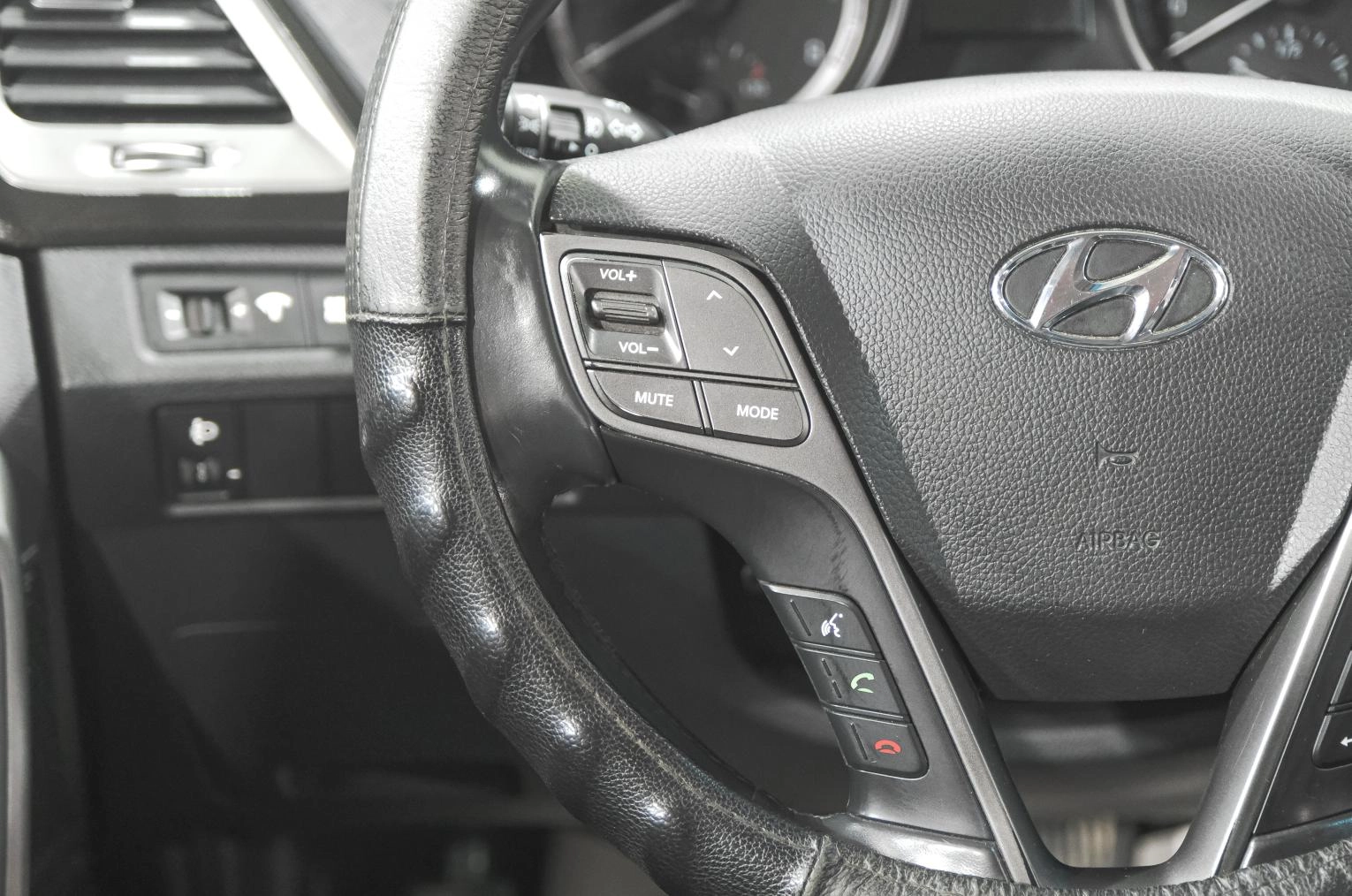 Hyundai Santa Fe 12 из 24