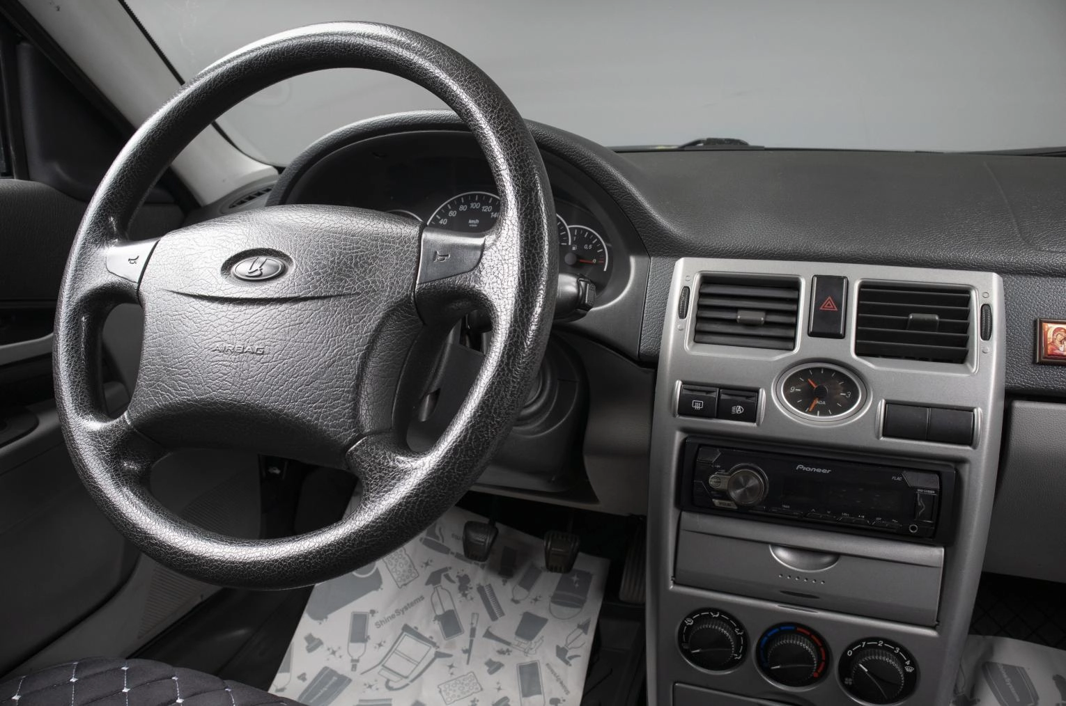 ВАЗ (LADA) Priora 8 из 14