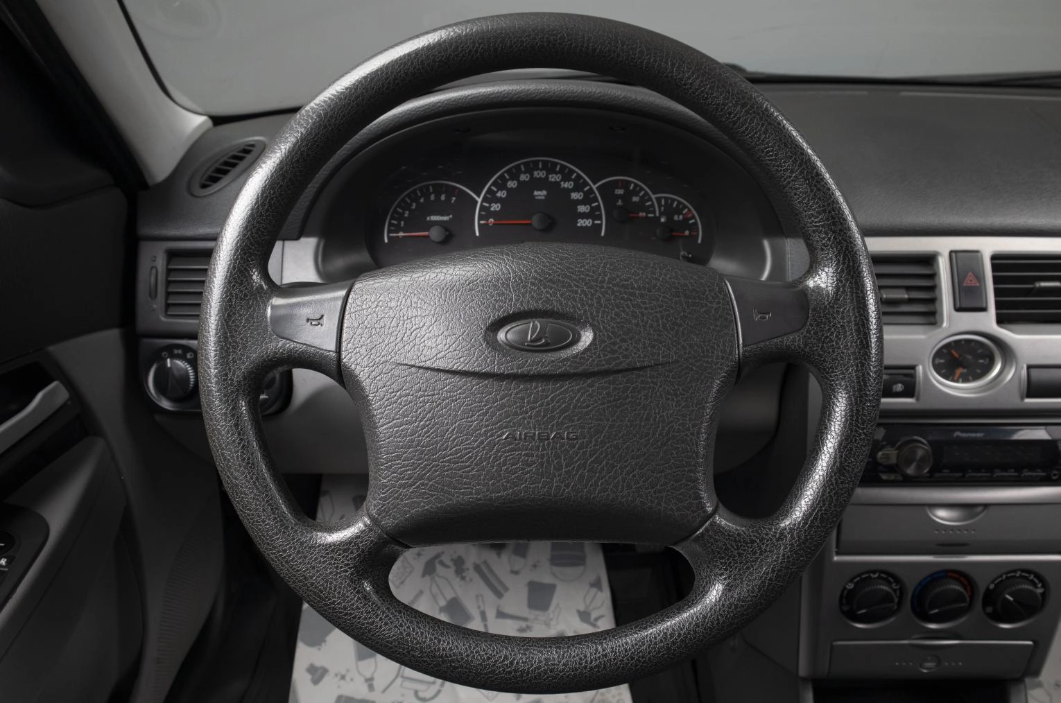 ВАЗ (LADA) Priora 7 из 14