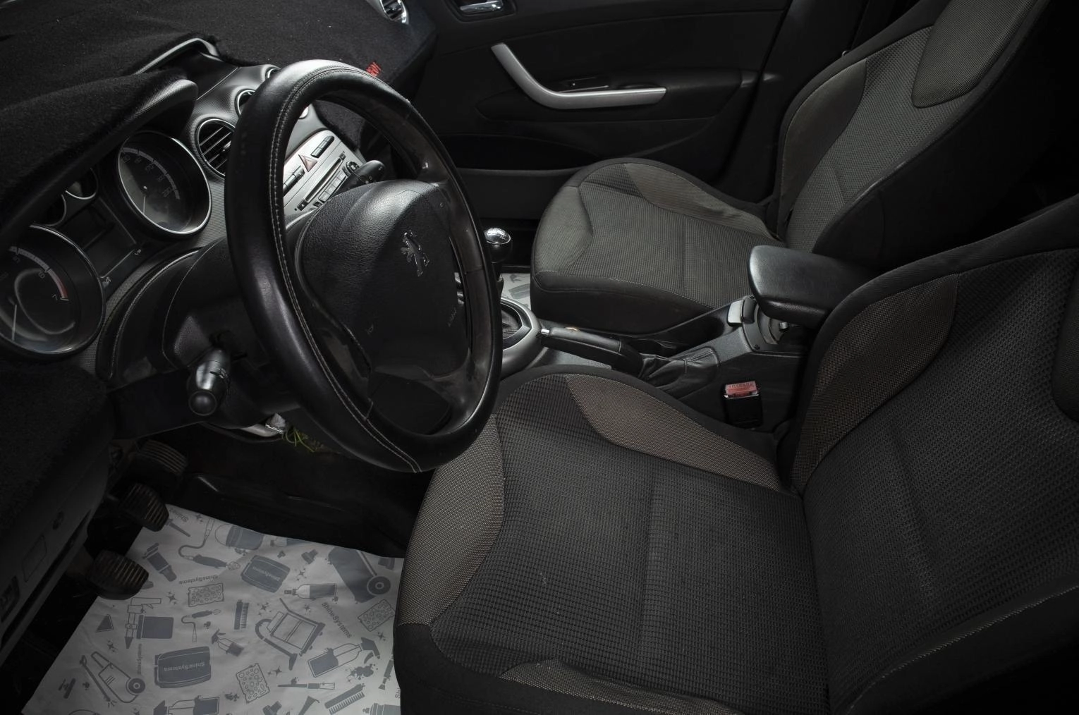 Peugeot 308 22 из 31