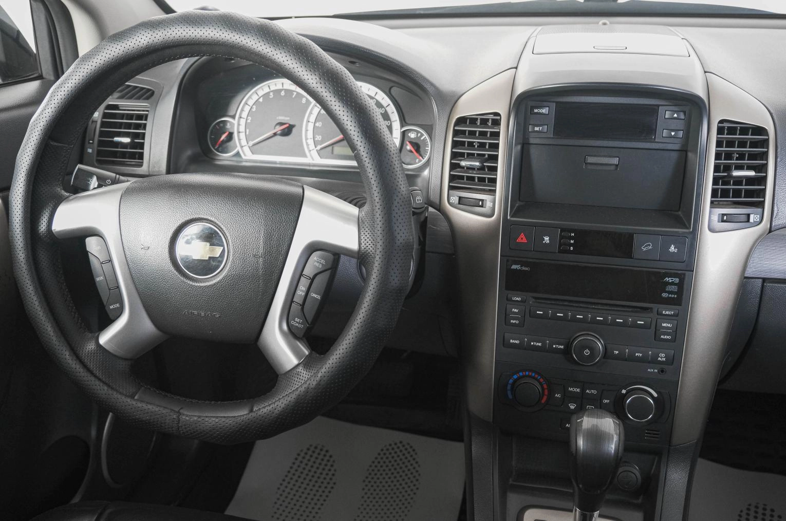 Chevrolet Captiva 12 из 23