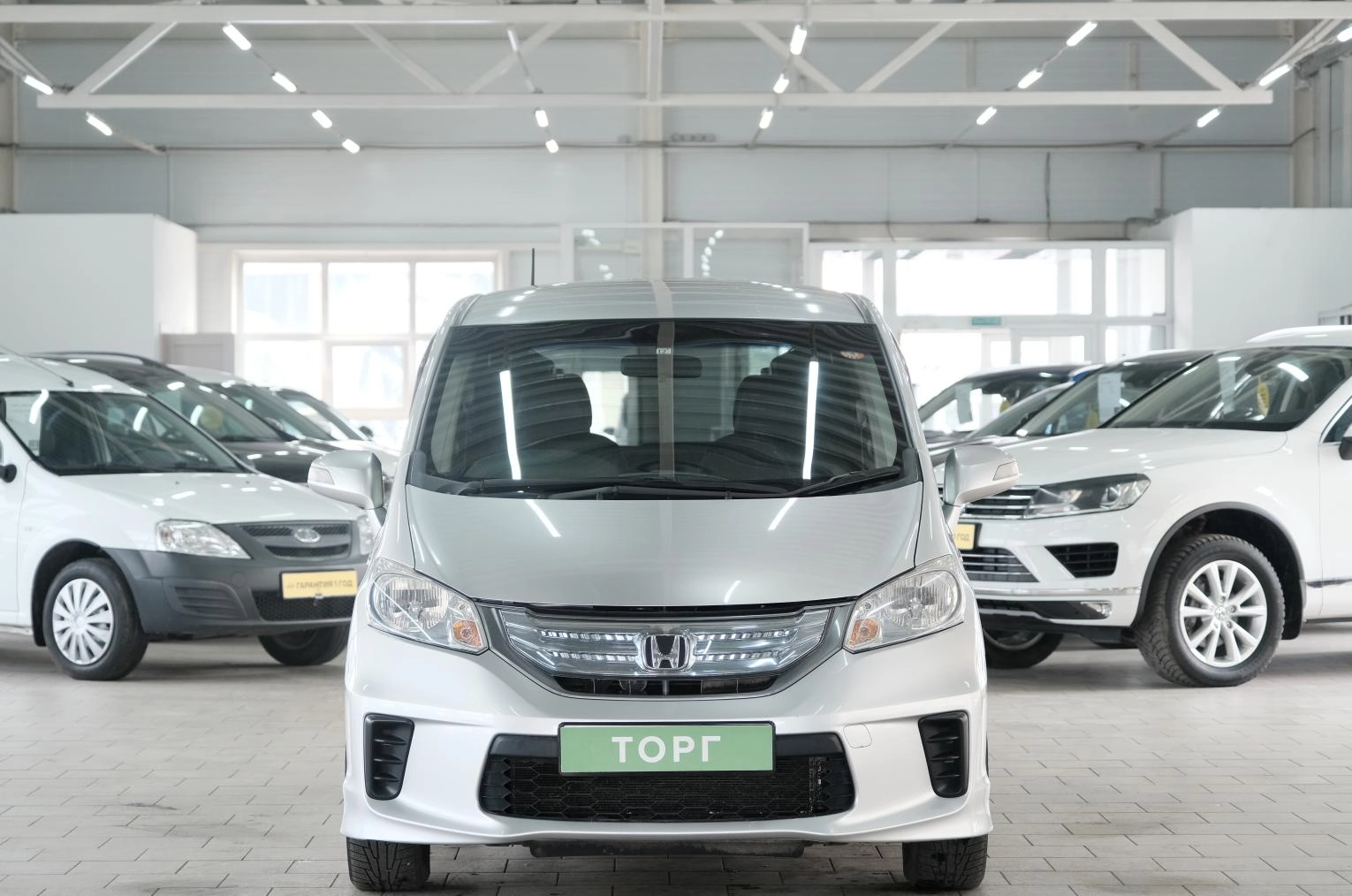 Honda Freed 2 из 26