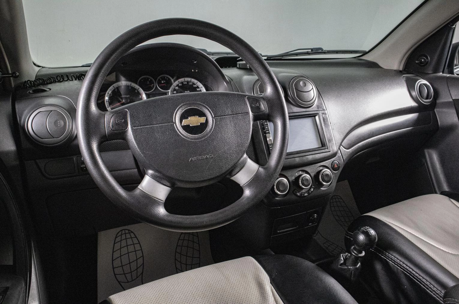 Chevrolet Aveo 11 из 16