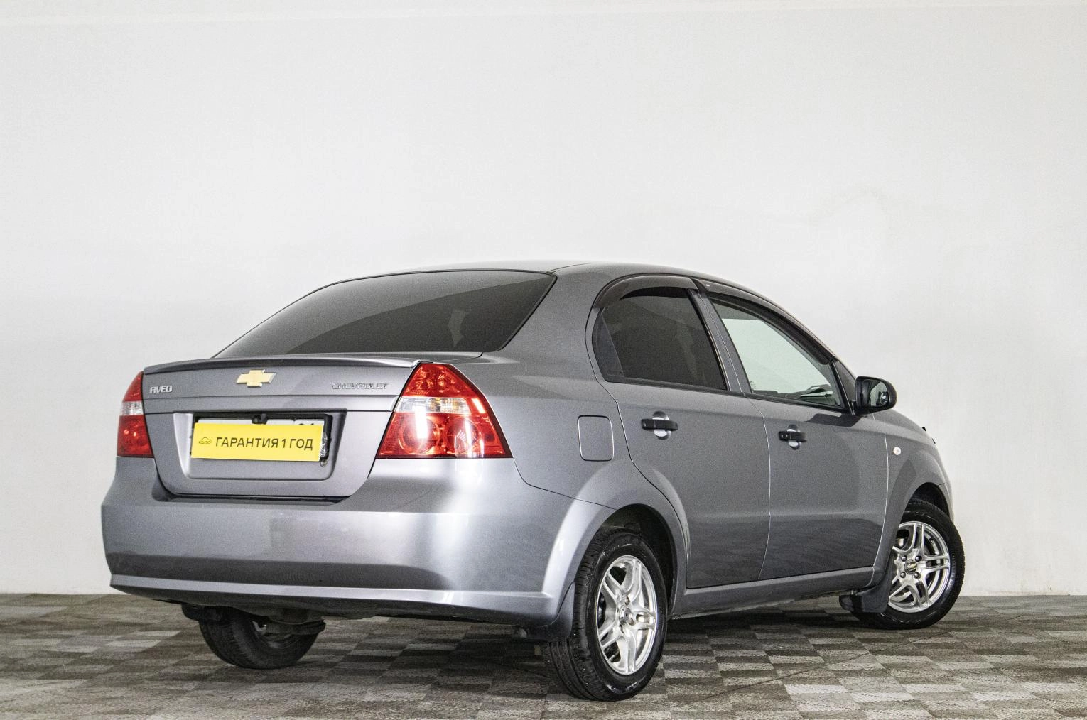 Chevrolet Aveo 4 из 16