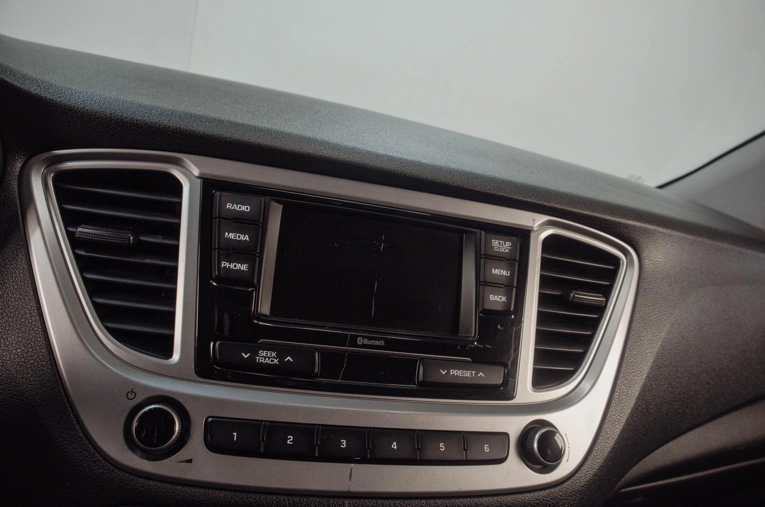 Hyundai Solaris 14 из 19