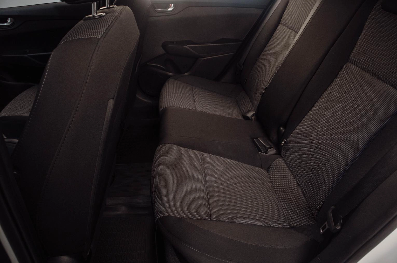 Hyundai Solaris 18 из 19
