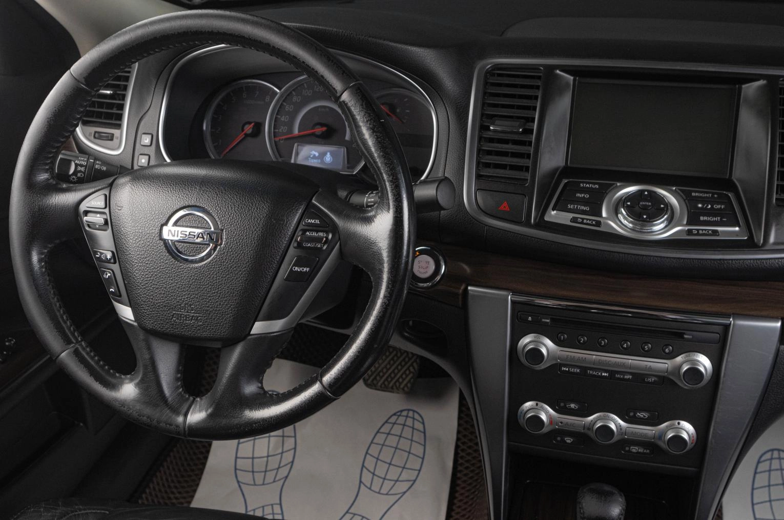 Nissan Teana 17 из 21