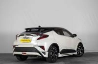 Toyota C-HR 4 из 19