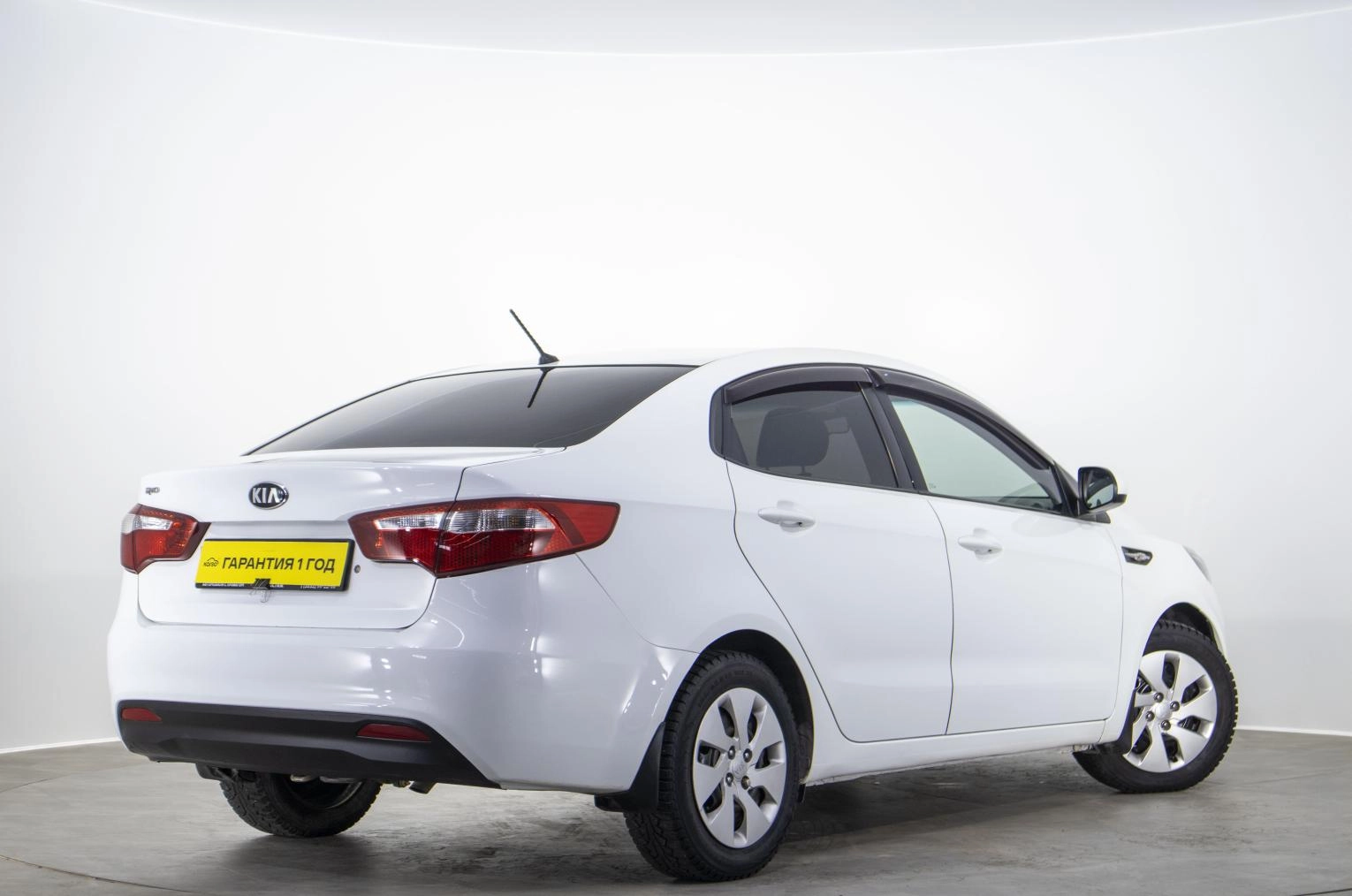 KIA Rio 4 из 17