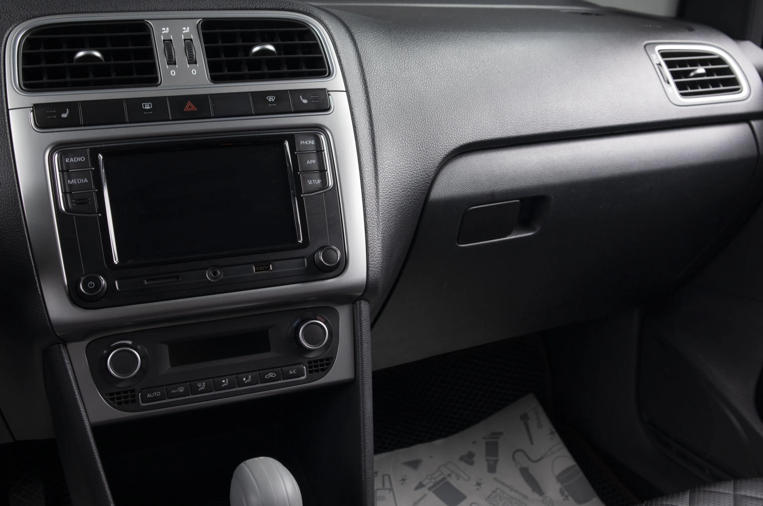 Volkswagen Polo 12 из 21