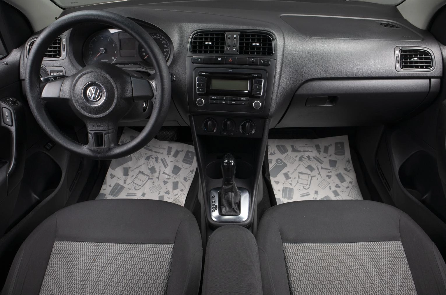 Volkswagen Polo 7 из 16