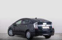 Toyota Prius PHV 5 из 19