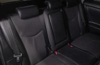 Toyota Prius PHV 18 из 19