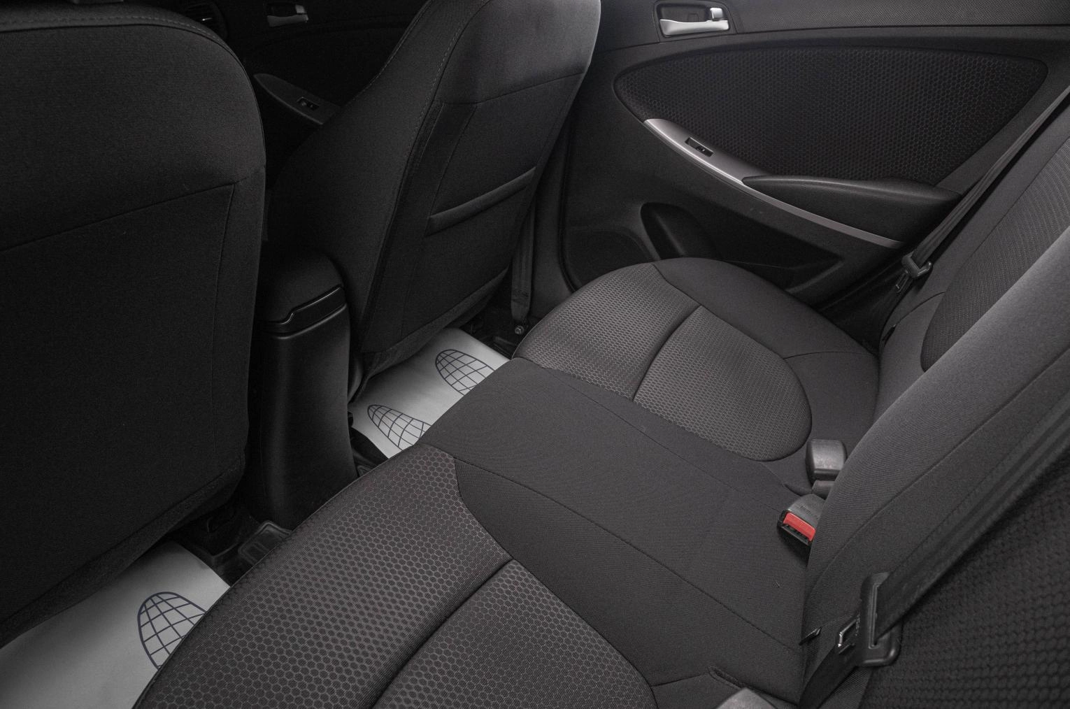 Hyundai Solaris 19 из 19