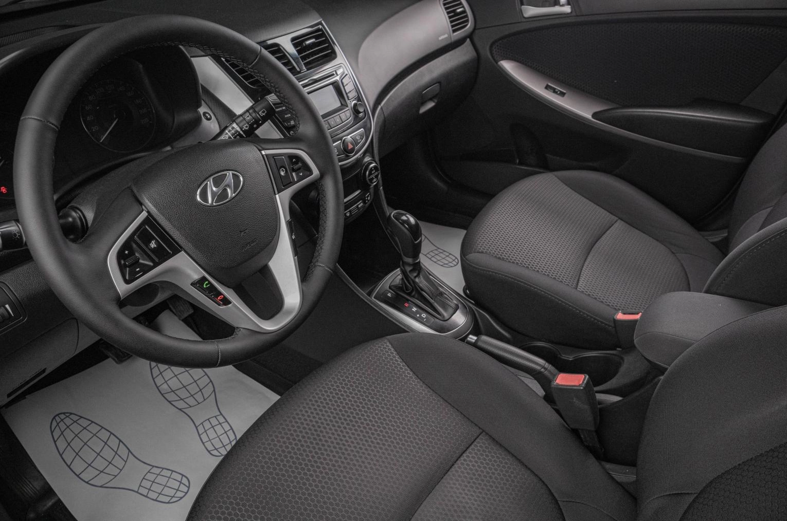 Hyundai Solaris 8 из 19