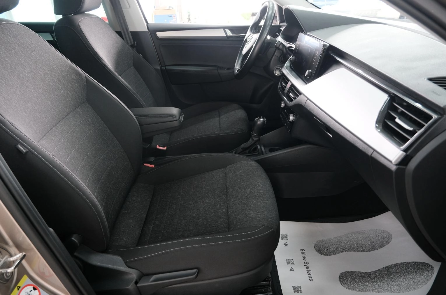 Skoda Rapid 22 из 25