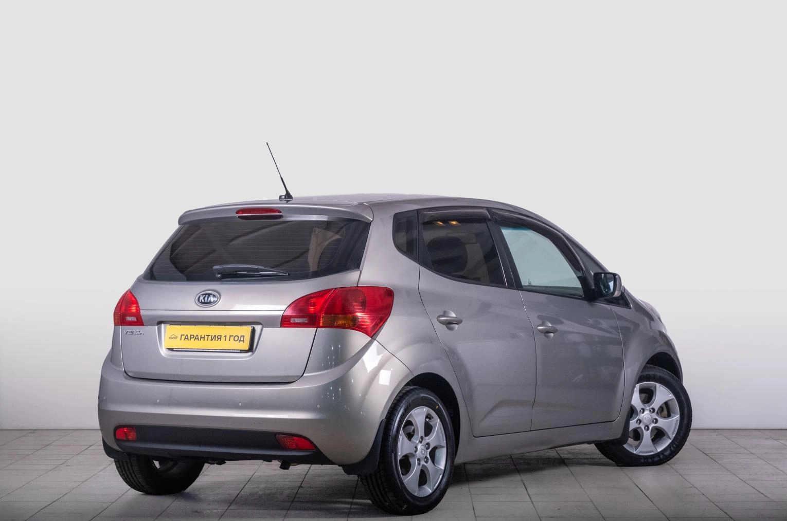 KIA Venga 6 из 21