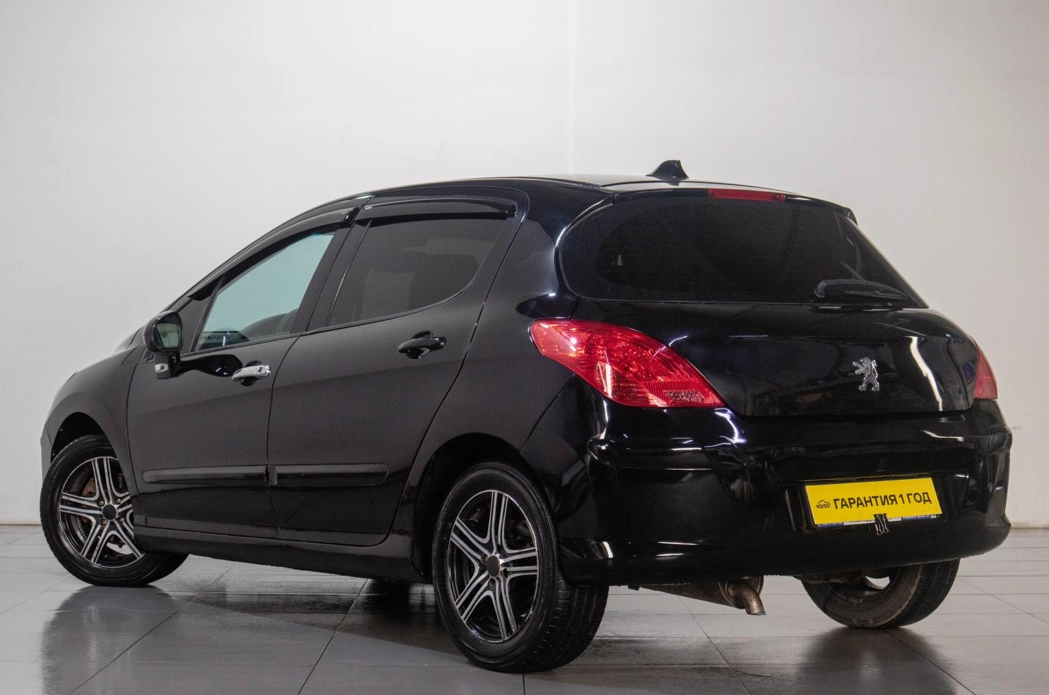 Peugeot 308 4 из 17