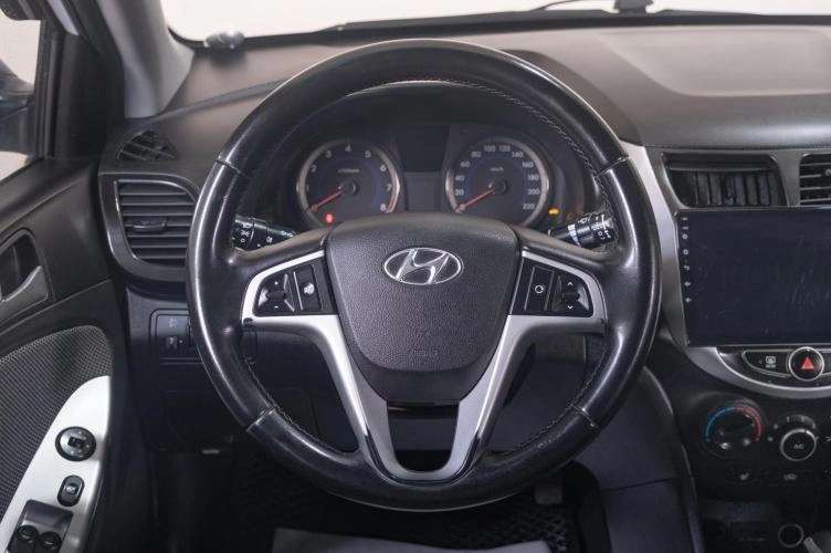 Hyundai Solaris 10 из 21