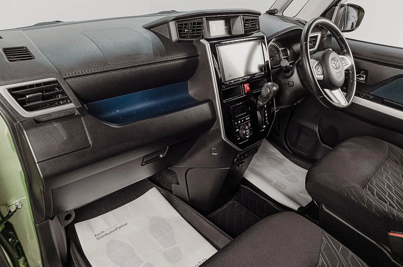 Toyota Roomy 16 из 18