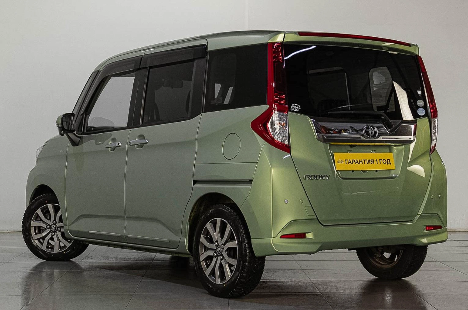 Toyota Roomy 4 из 18