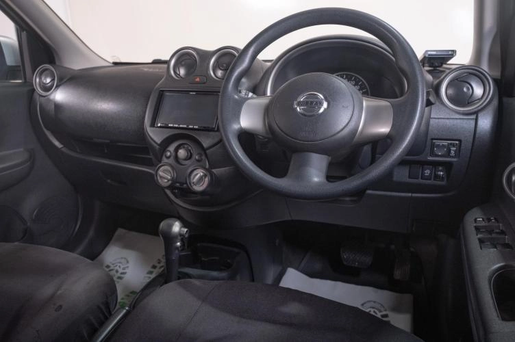 Nissan March 8 из 19