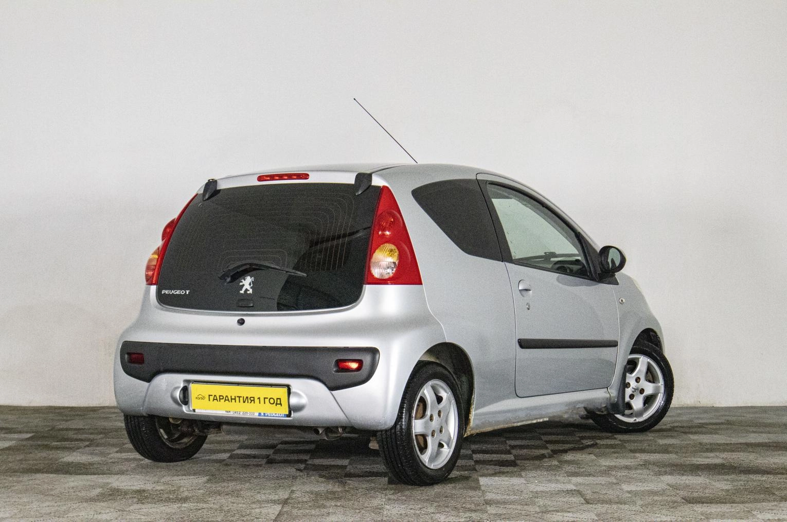 Peugeot 107 6 из 17