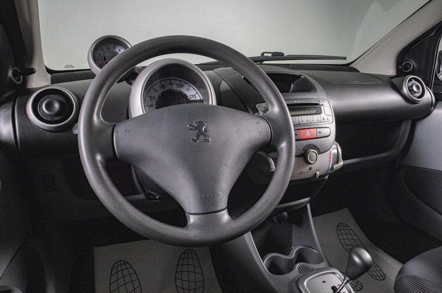 Peugeot 107 11 из 17