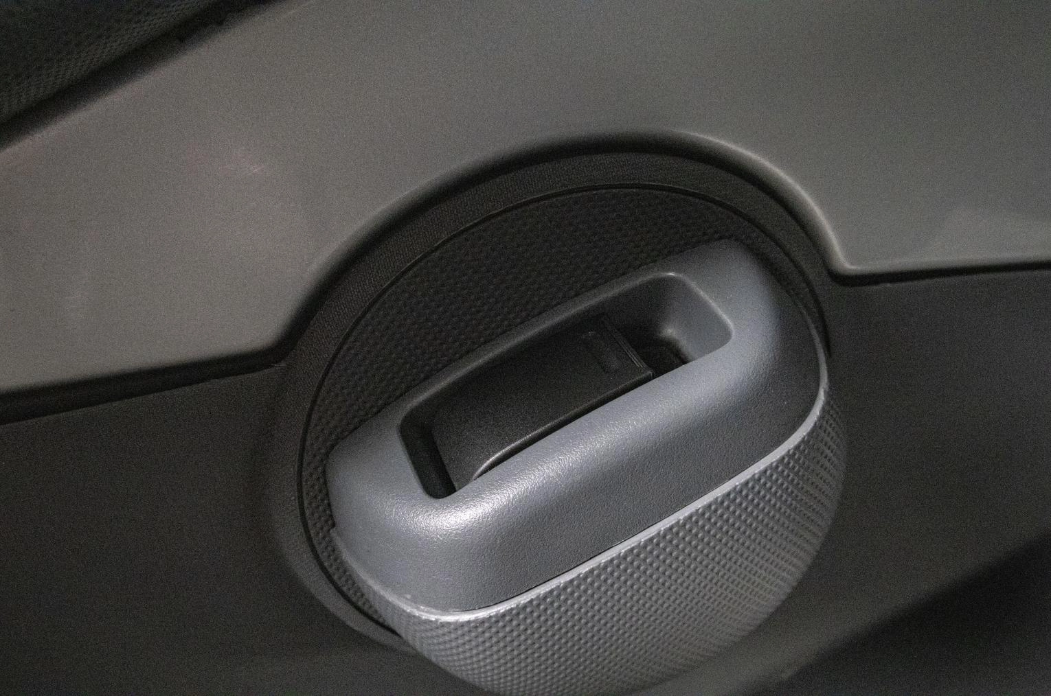 Peugeot 107 7 из 17