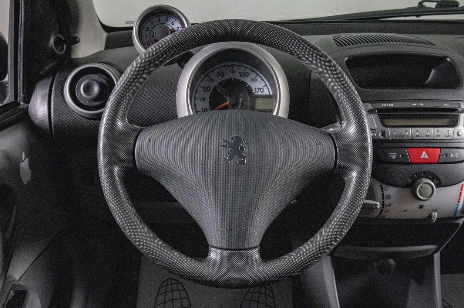 Peugeot 107 10 из 17