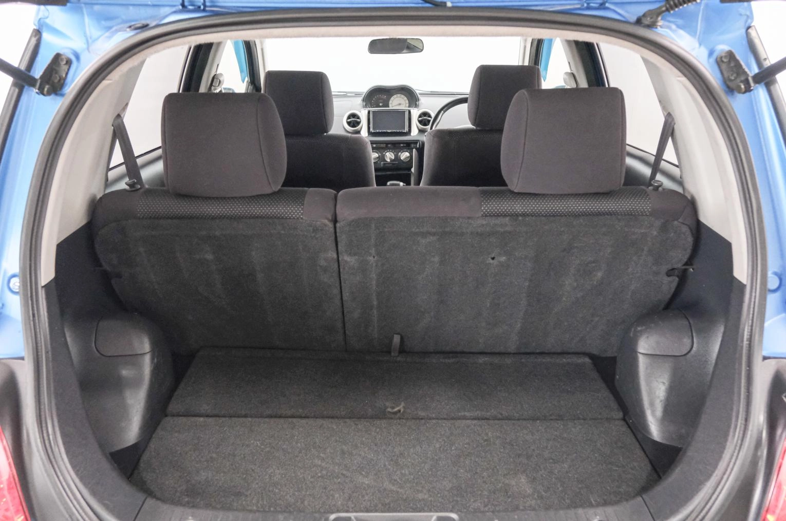 Toyota Ist 20 из 20
