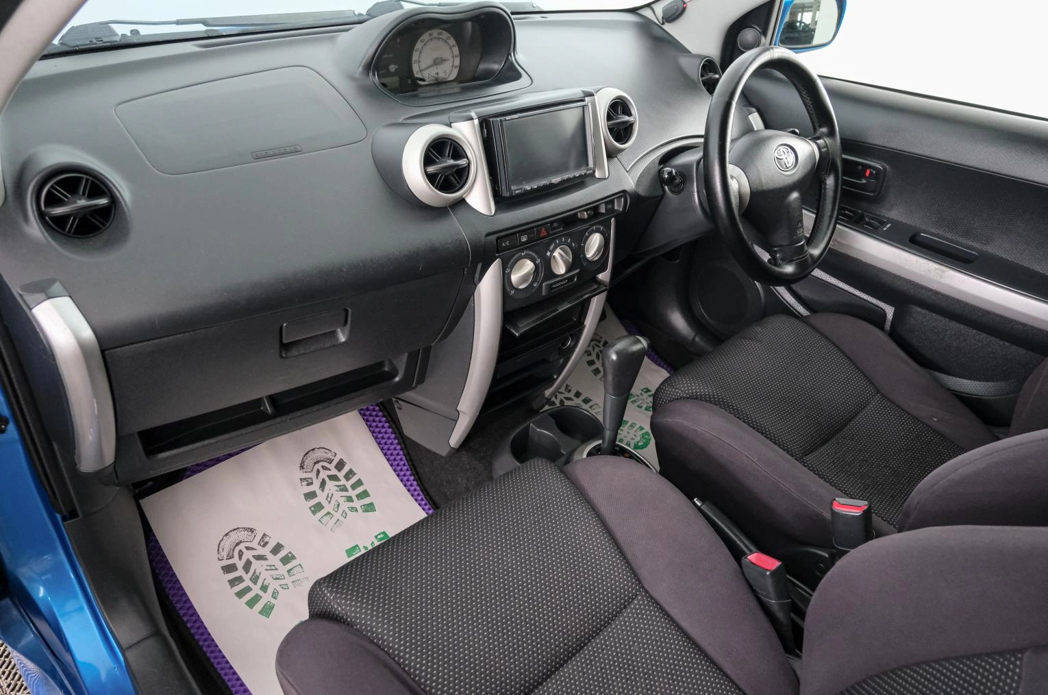 Toyota Ist 12 из 20