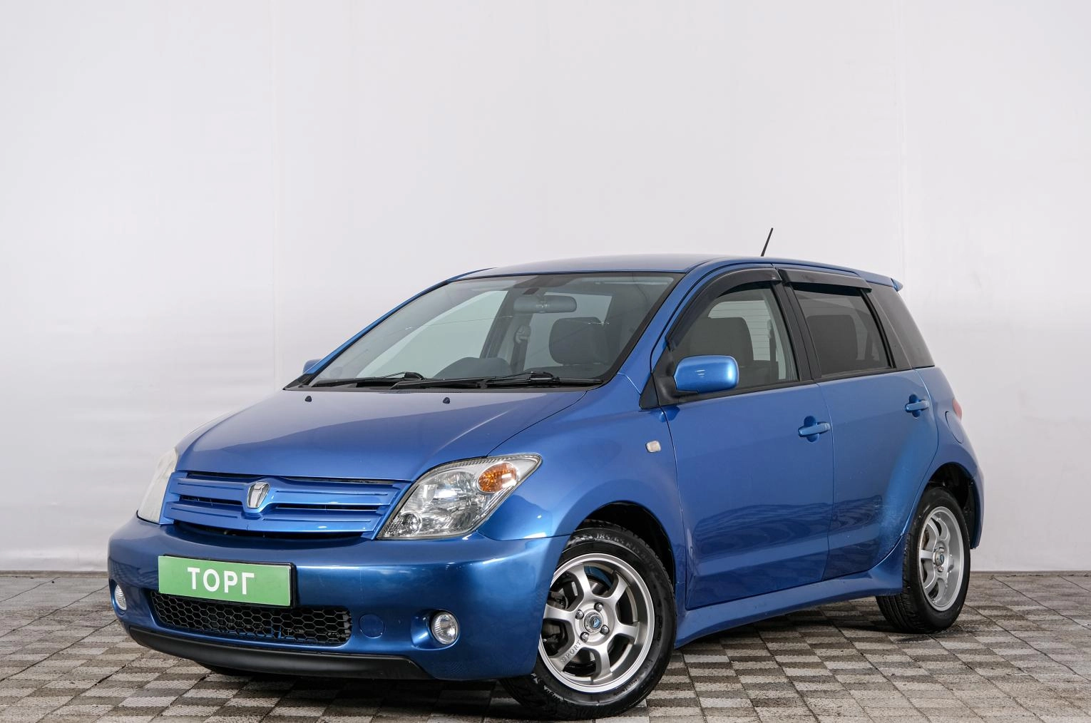 Toyota Ist 3 из 20