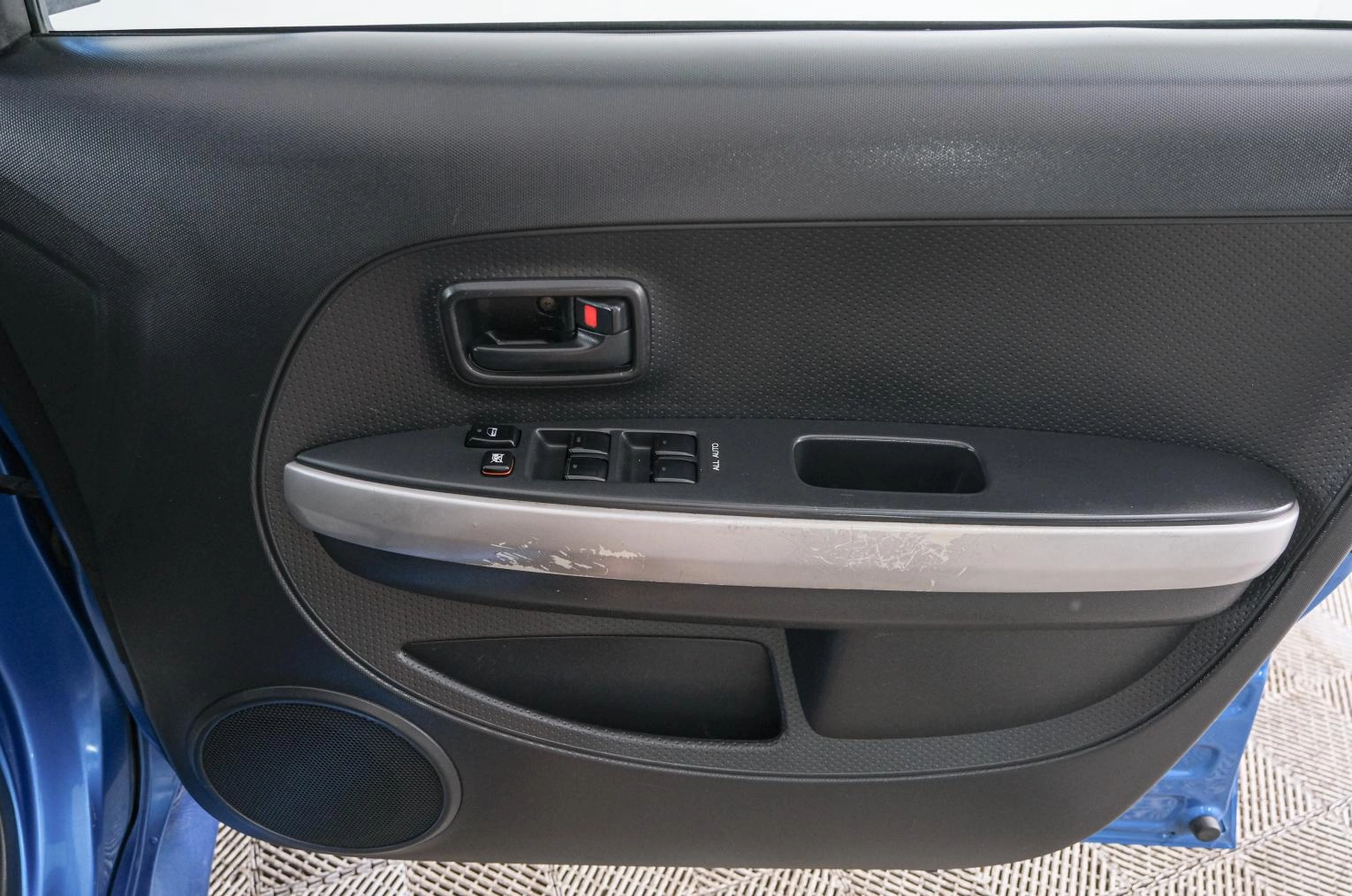 Toyota Ist 17 из 20