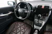 Toyota Auris 9 из 21