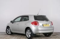 Toyota Auris 4 из 21