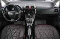 Toyota Auris 10 из 21